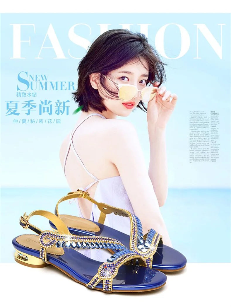 High-grade Rhinestones Fashion New Women's Summer Young Elegant Sandals Thick Heel Leisure Flat Bottomed Beach Sandals