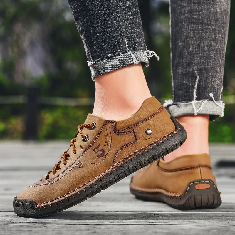 Men's Casual Moccasin Flats - Soft Ankle Non-Slip Outdoor Shoes EU 39-46