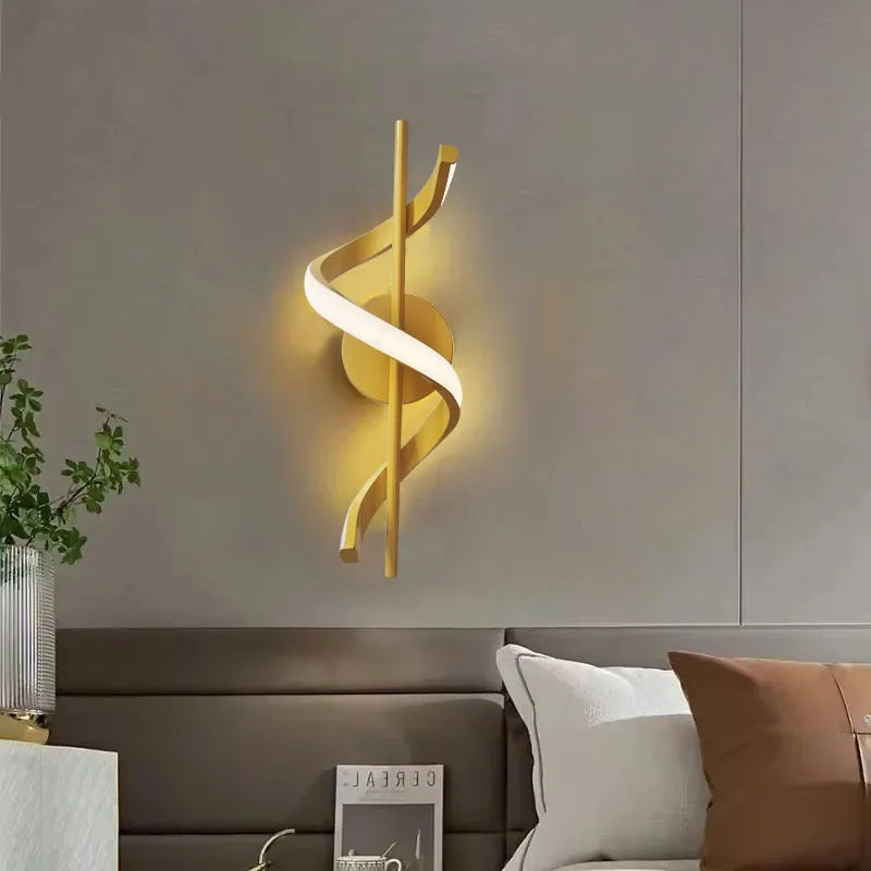 Minimalist Spiral Acrylic Wall Lamp – Black/Gold, 12W