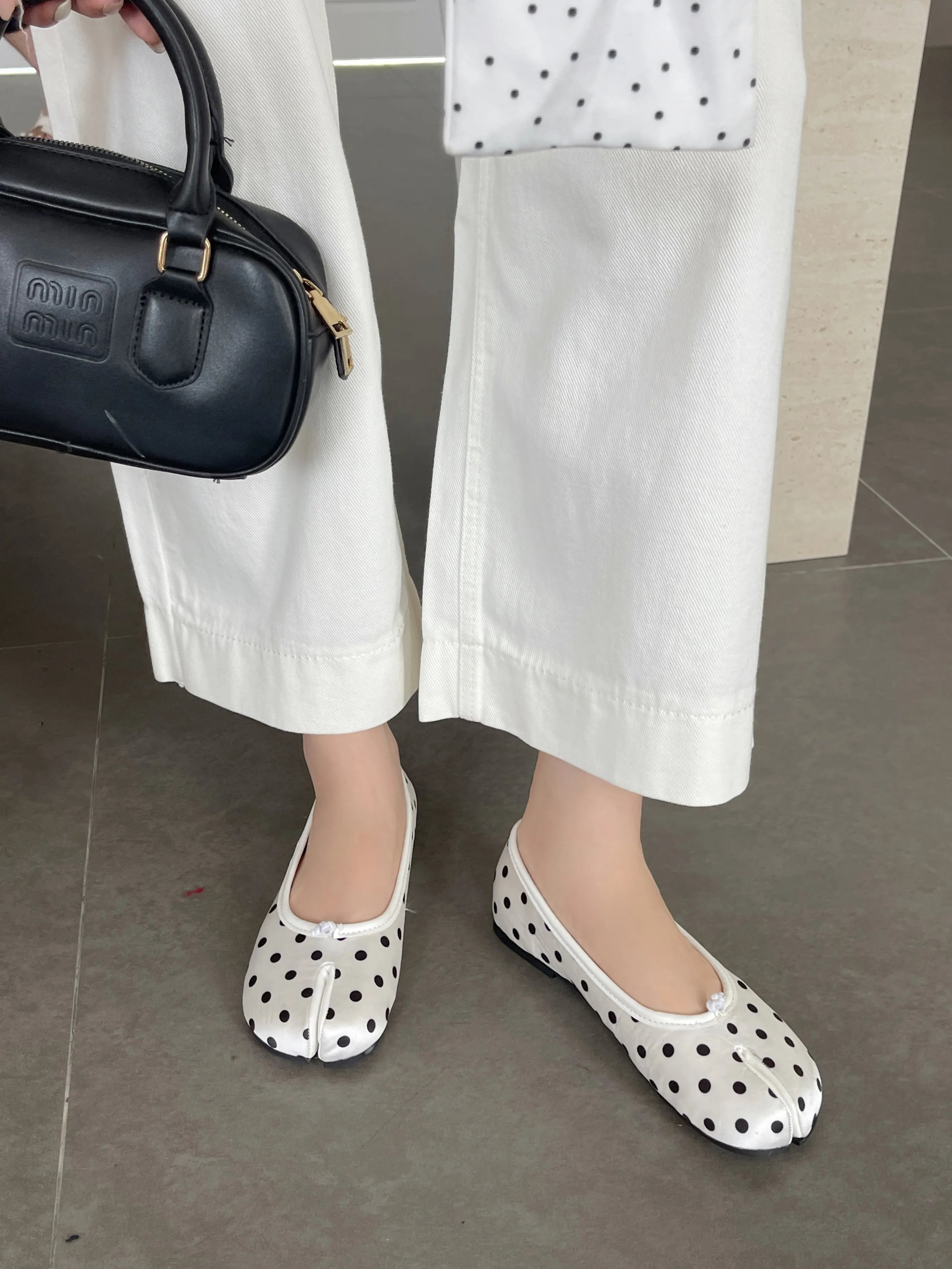 Women Flats Tabi Ninja Shoes Woman Ladies Microfiber Leather Comfy  Flats Split Toe Slippers Soft Bottom Loafers Solid Brief La