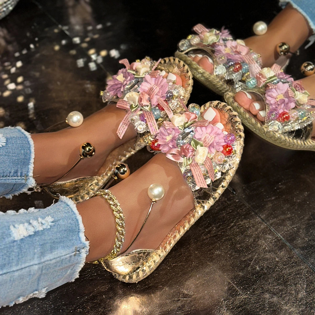 Super Western 2026 Summer New Women's Fashion Flat Heavy Handmade Bead Beach Sandals