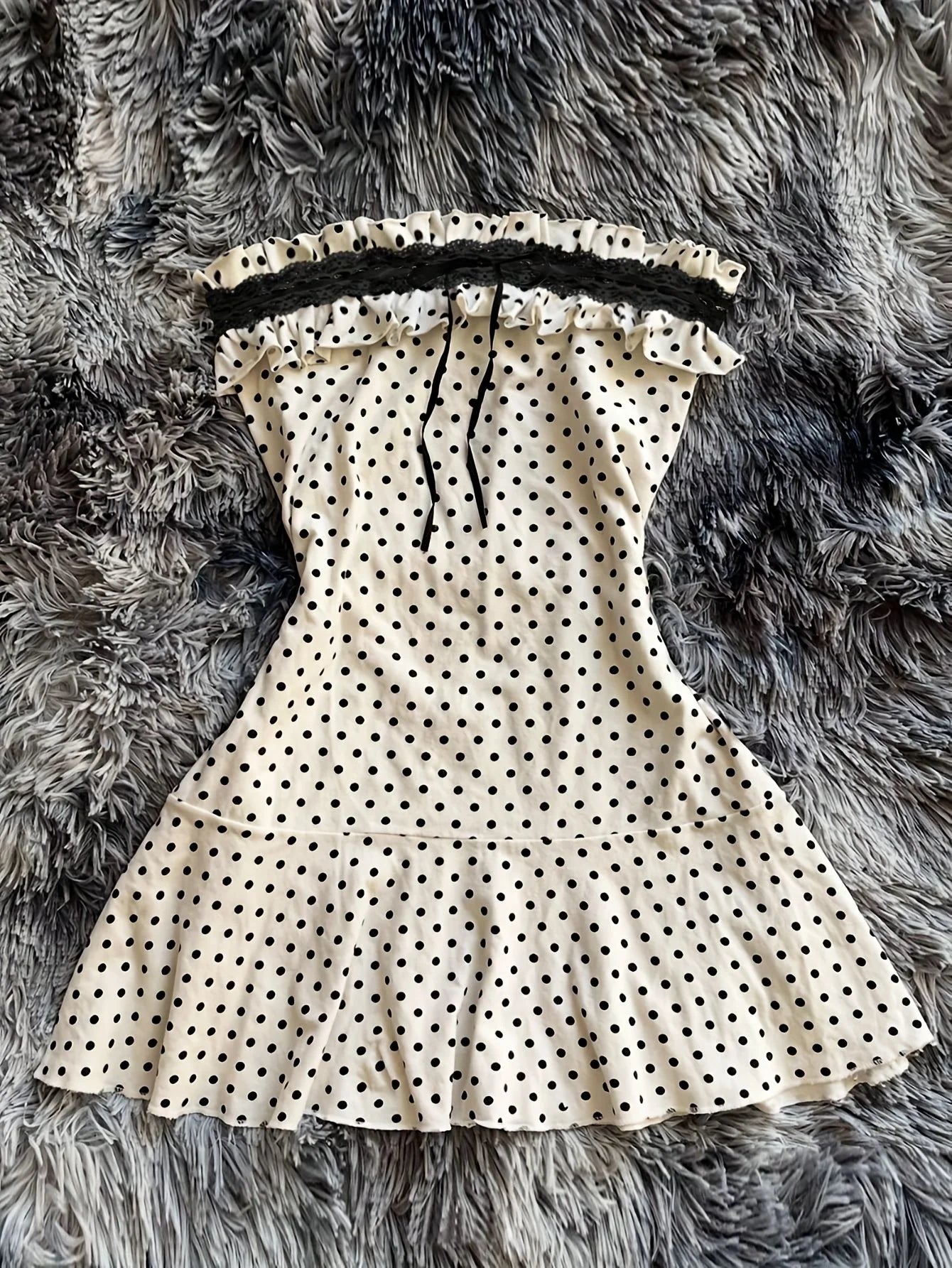 Women's Vintage Polka Dot Off Shoulder Mini Dress, Ruffle Lace Trim Strapless A Line Flare Dress, Y2K Cute Summer Party Dress 2.