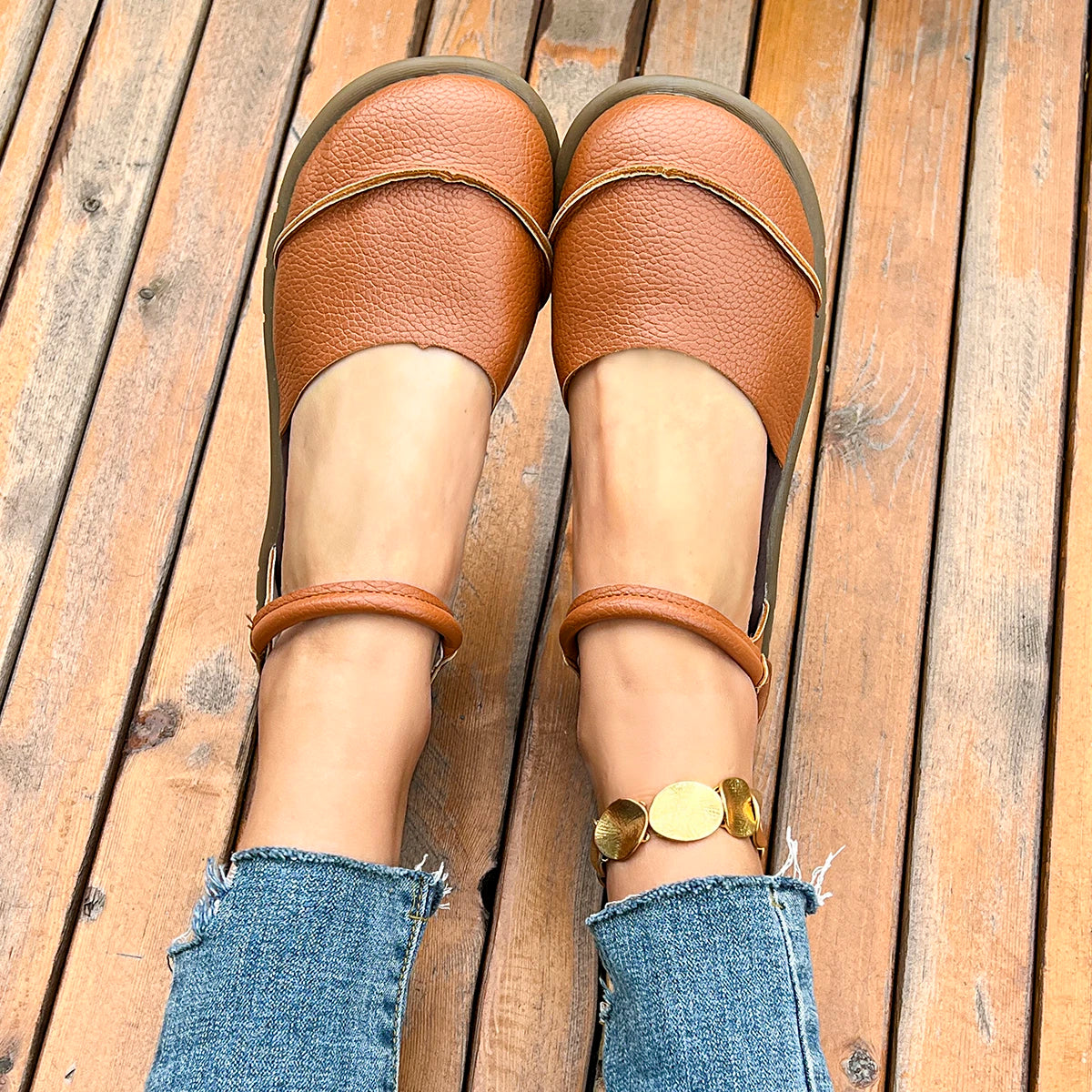 Women's head-to-toe flat sandals, summer new style retro wedge-style casual soft-soled mother's shoes, large size women's shoes