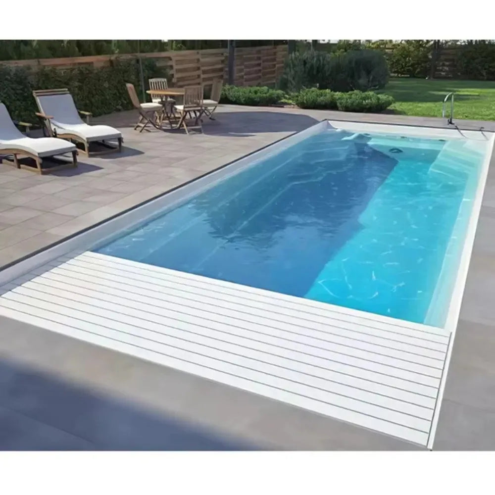 AUTOMATIC POOL COVER - Polycarbonate Slats, 24V Motor - Retractable Safety Shield