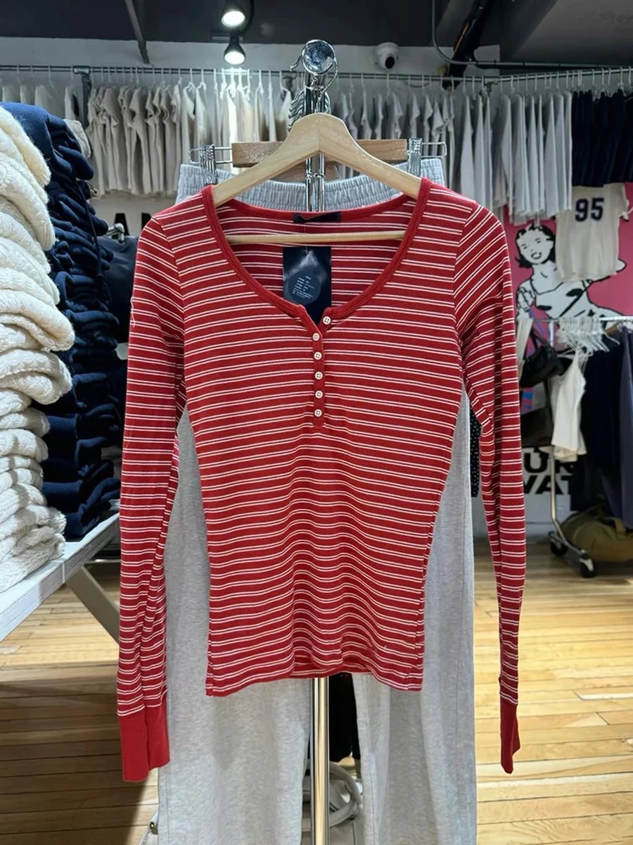 Vintage Striped Slim Long Sleeve T-shirts Autumn Casual Round Neck Streetwear Cotton Tees Women Classic Harajuku Button Tops Y2k