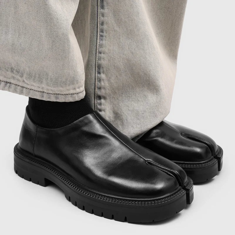 TABI SPLIT - Leather Split Toe Slip-On Shoes - The Shoe That Turns Heads