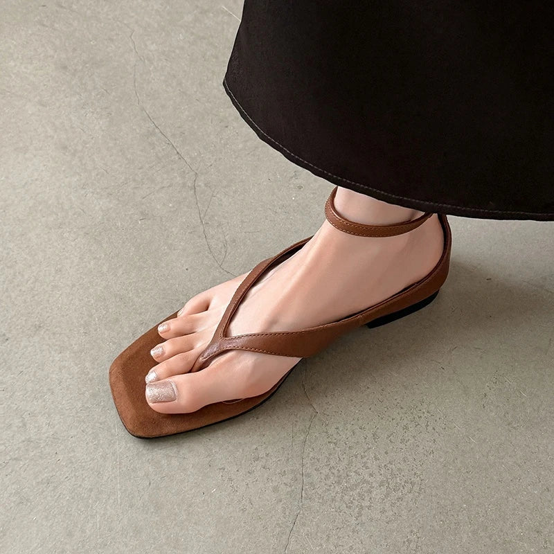 Split Toe Flat Sandals Women's Flip-Flops Genuine Leather Solid Color Back Strap Casual Sandalias Outdoor Versatile Beach Shoes
