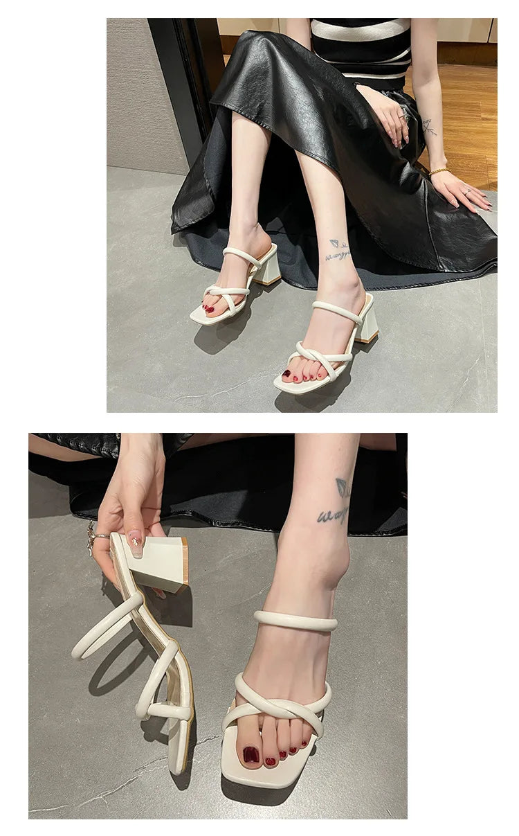 New Summer Fashion Bare-Toed Square-Head Mid-Heel Shoes Pleated Chunky Sandals with A-Line Single Shoe Women