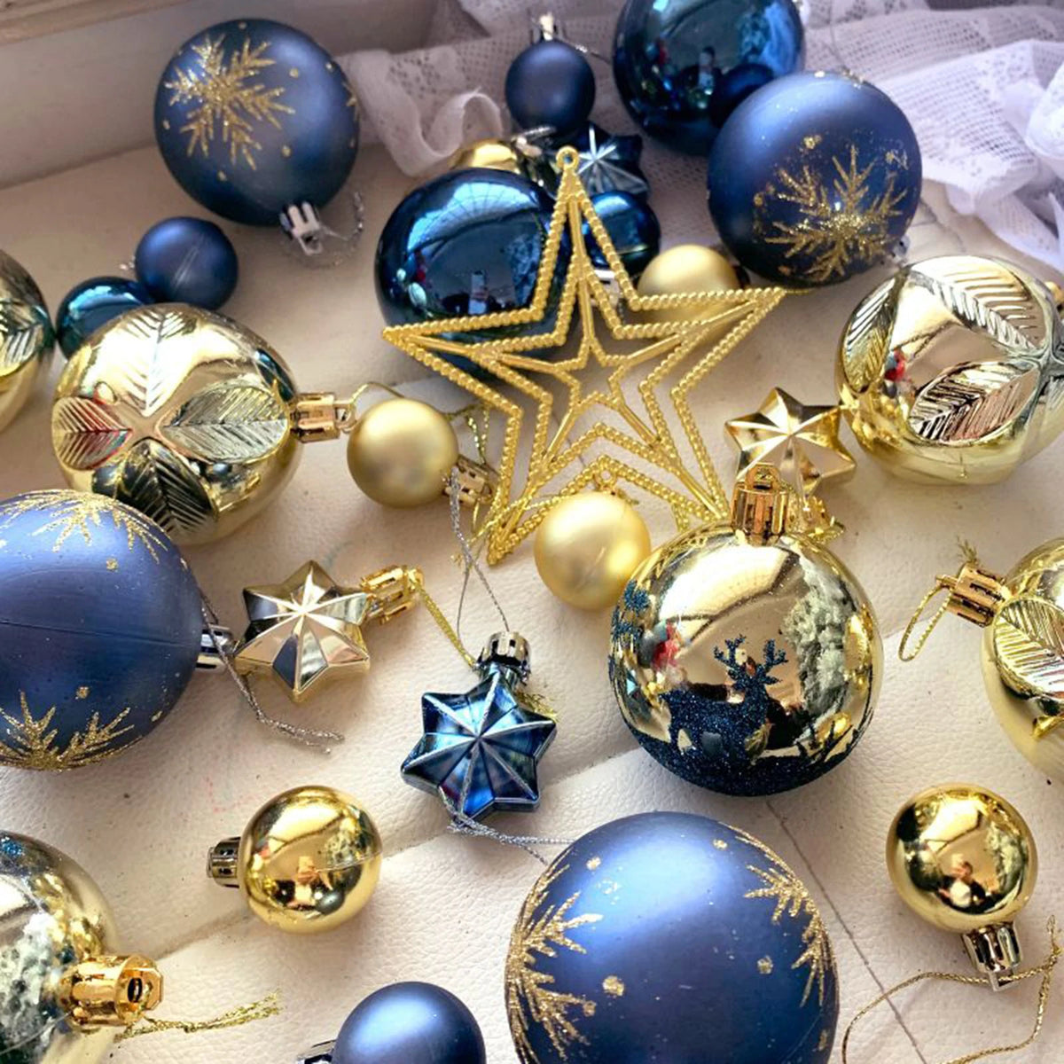 Christmas Ornament Sets - 6 cm - Nine Festive Styles