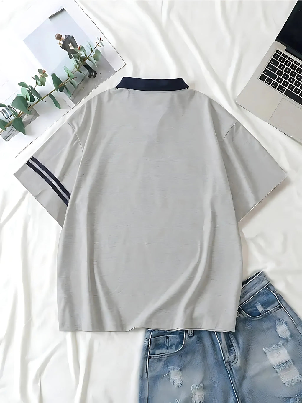 The 2025 summer new men's POLO shirt features a casual fashionable comfortable soft and breathable 3D letter pattern print
