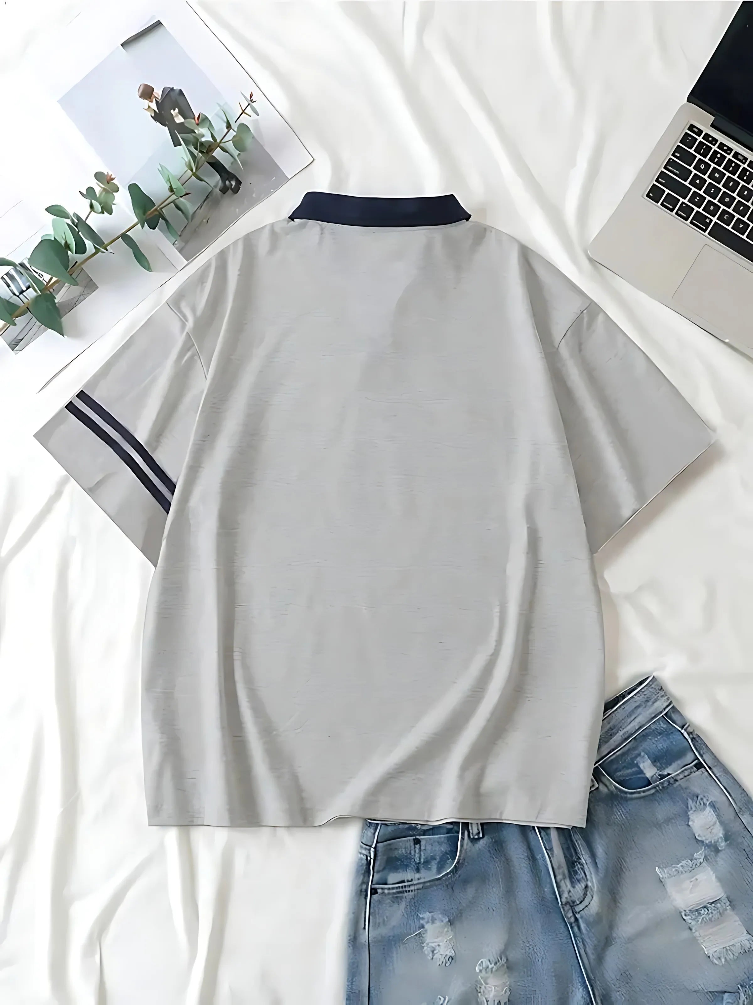 The 2025 summer new men's POLO shirt features a casual fashionable comfortable soft and breathable 3D letter pattern print