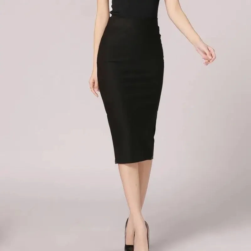Elegant pencil skirt – high waist, slender silhouette