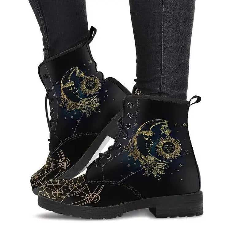 Women's Autumn Short Boots British Style Tooling Boots Skull Print Flower High-top Ladies Ankle Boots Vintage Botte Femme Hiver