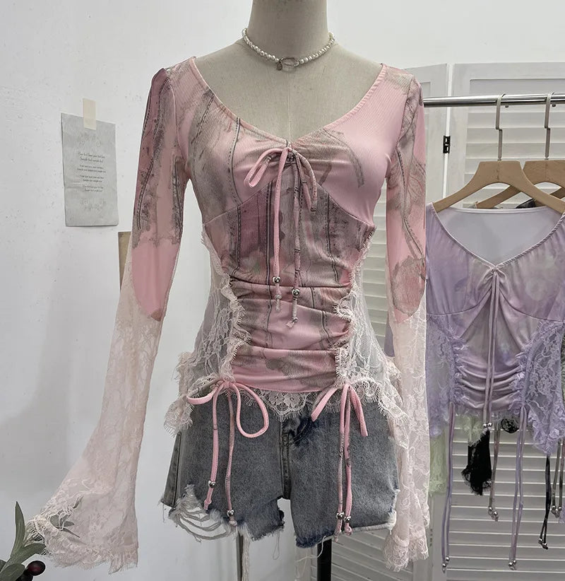 ISAROSE Vintage Stretch Tees for Women V Neck Side See-through Lace Patchwork Flare Sleeves Slim Ruched T-shirt Short Tops
