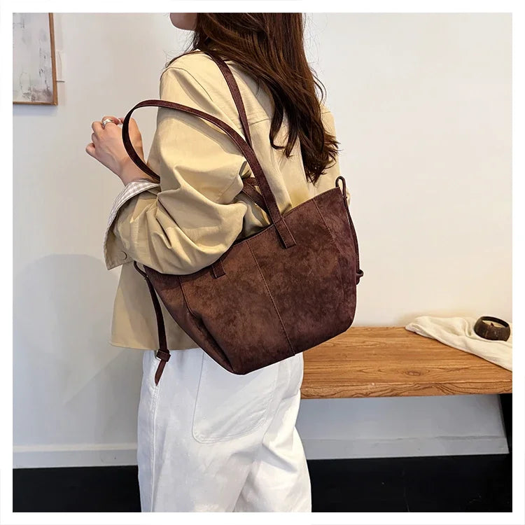 Light Luxury Solid PU Hasp Shoulder Bag for Women Commuting Frosted Leather Handbag 2026 Hot Sale Large Capacity Niche Tote Bags
