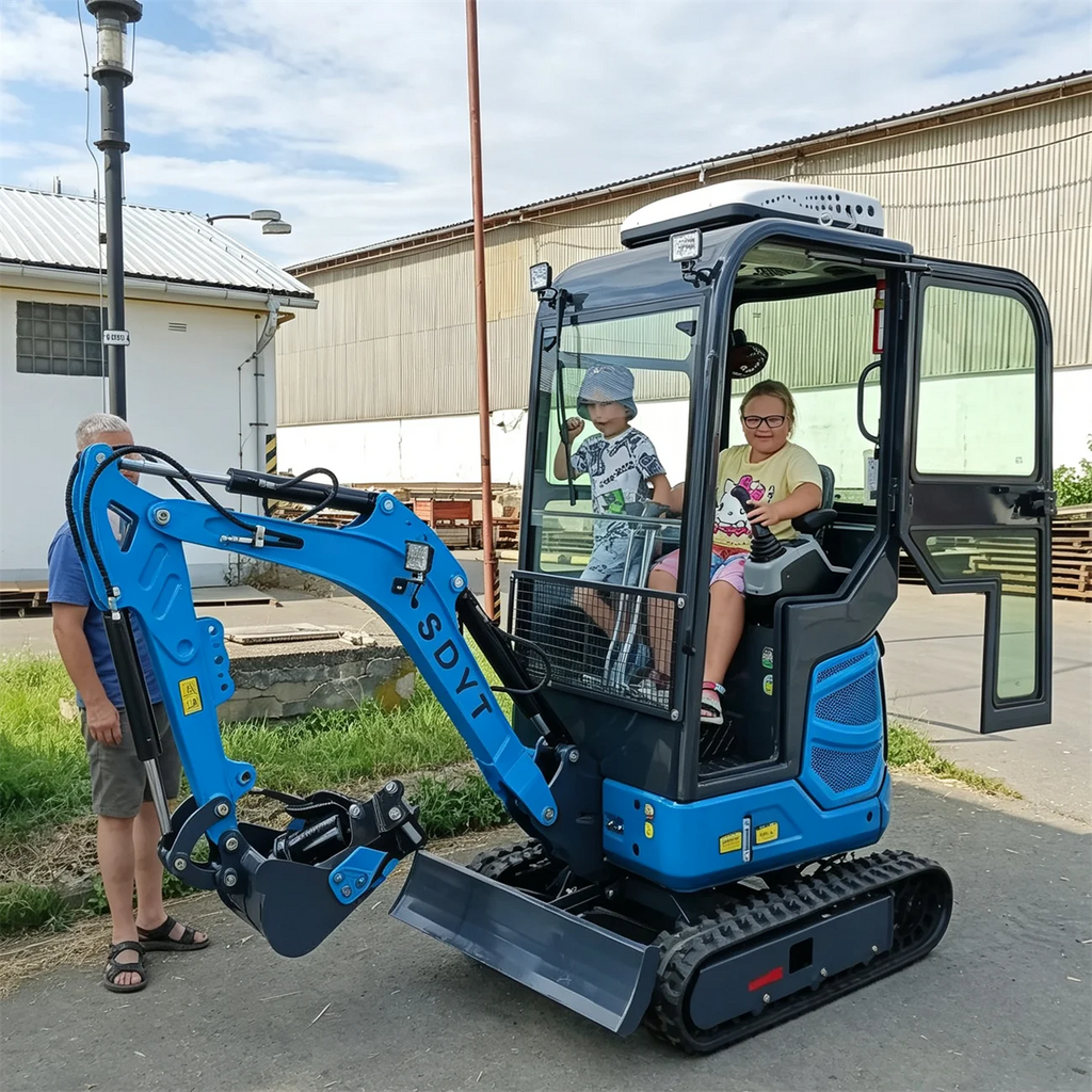 YT MINI EXCAVATOR - 1.5 Ton, Kubota Engine - Compact Site Work