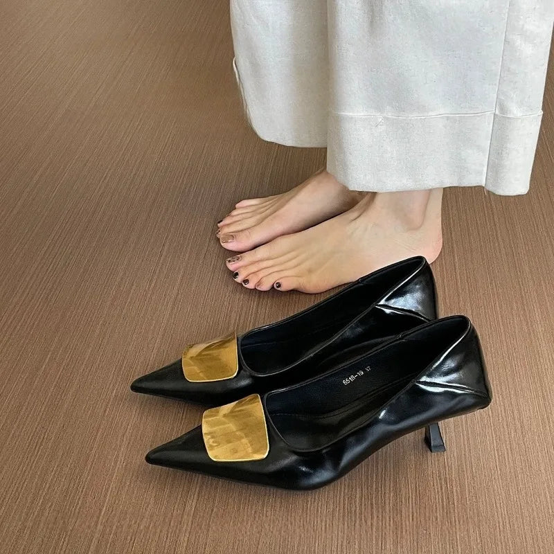 Metal Decoration Pumps – Pointed Toe Slip-On Elegant