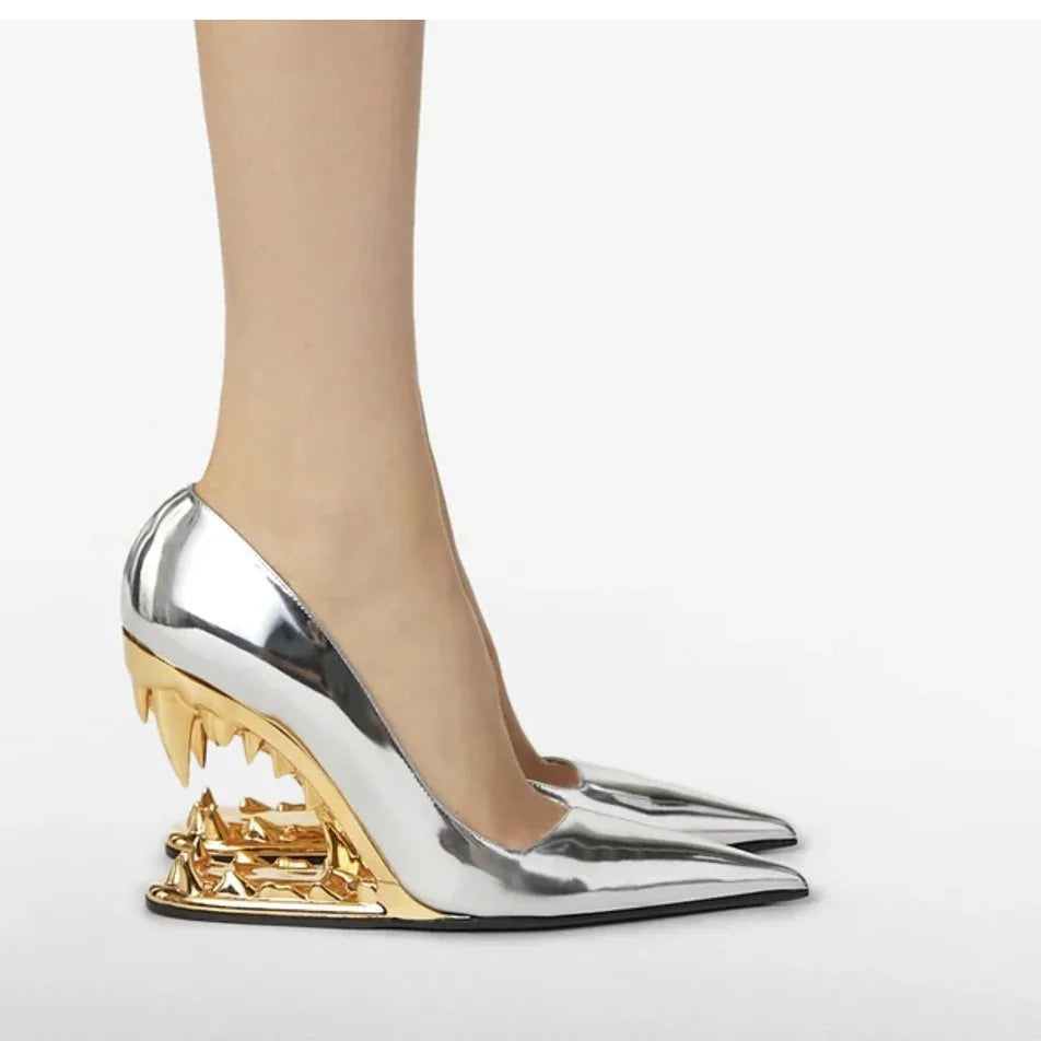 2026 Summer New Metal Tiger Teeth Single Shoes, High Heels, Fashion Show, Women's Wear, Size 44 Women's Sandals