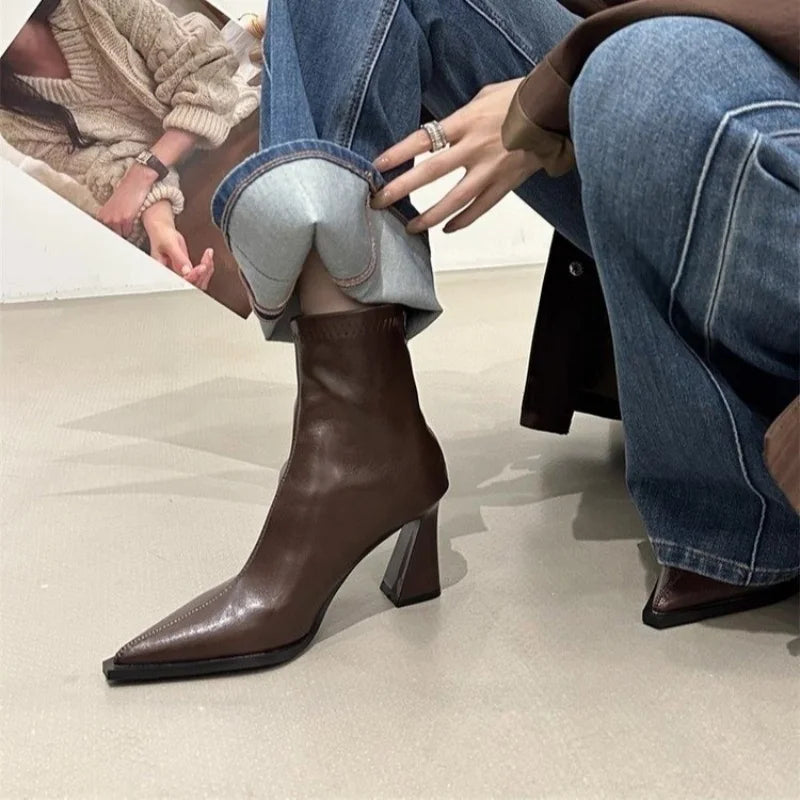 Elegant Ankle Boots – Pointed Toe Square Heel Zip Platform