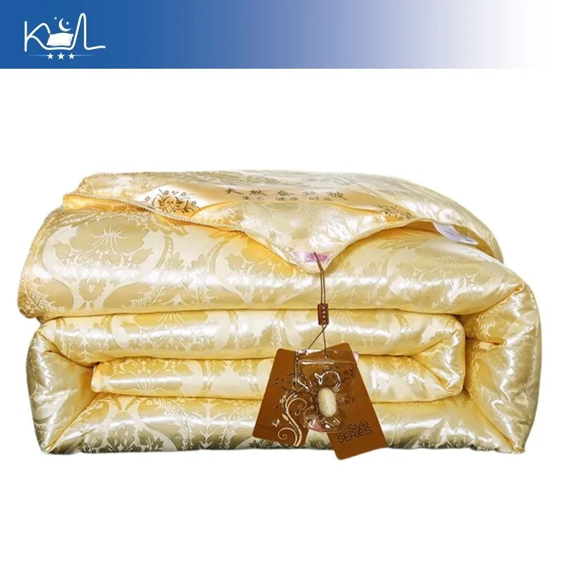 Silk-Filled Quilt - Four Sizes - Bedroom Comfort