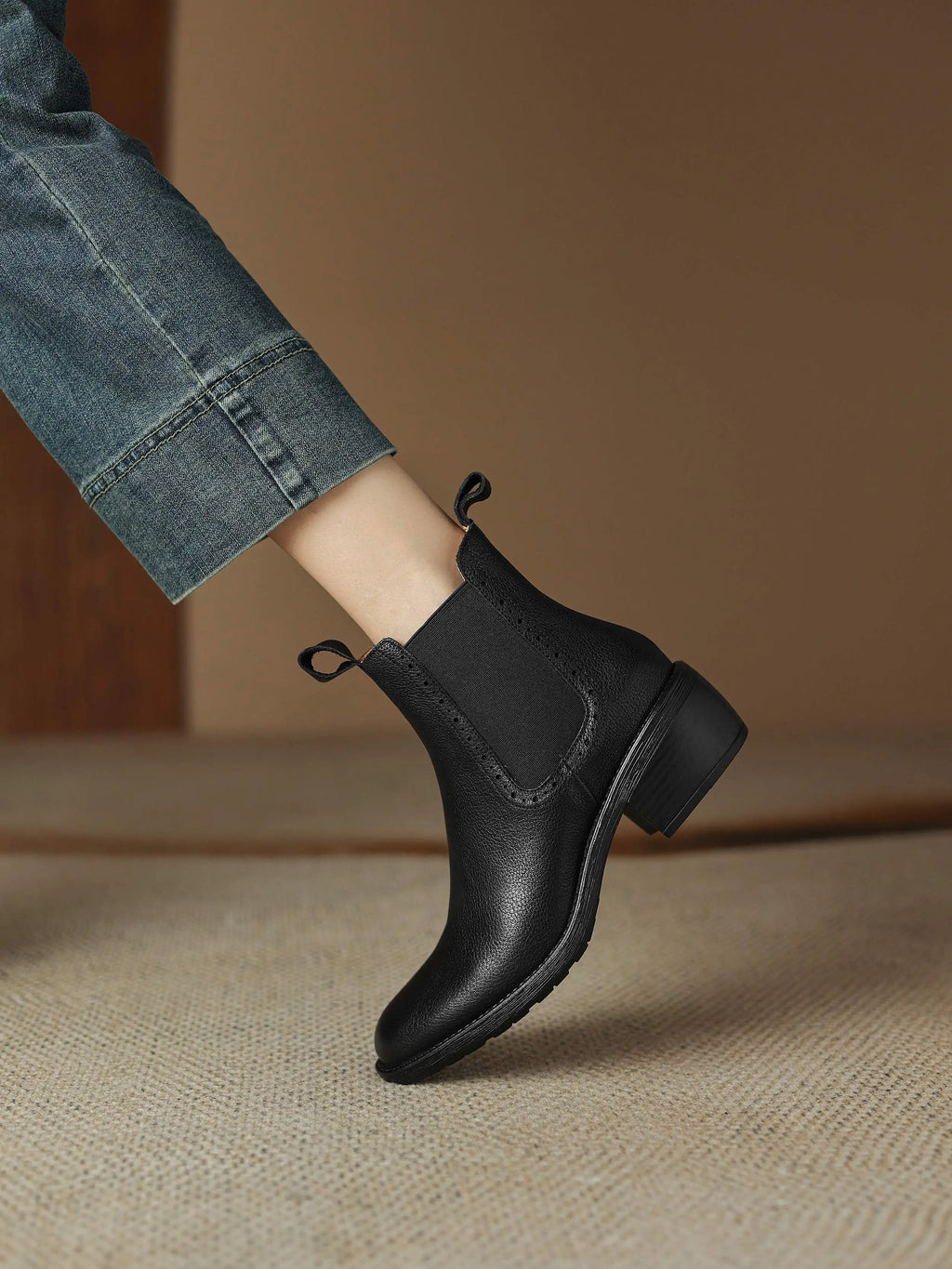 Cow Leather Chelsea Ankle Boots – Plush Lined Retro