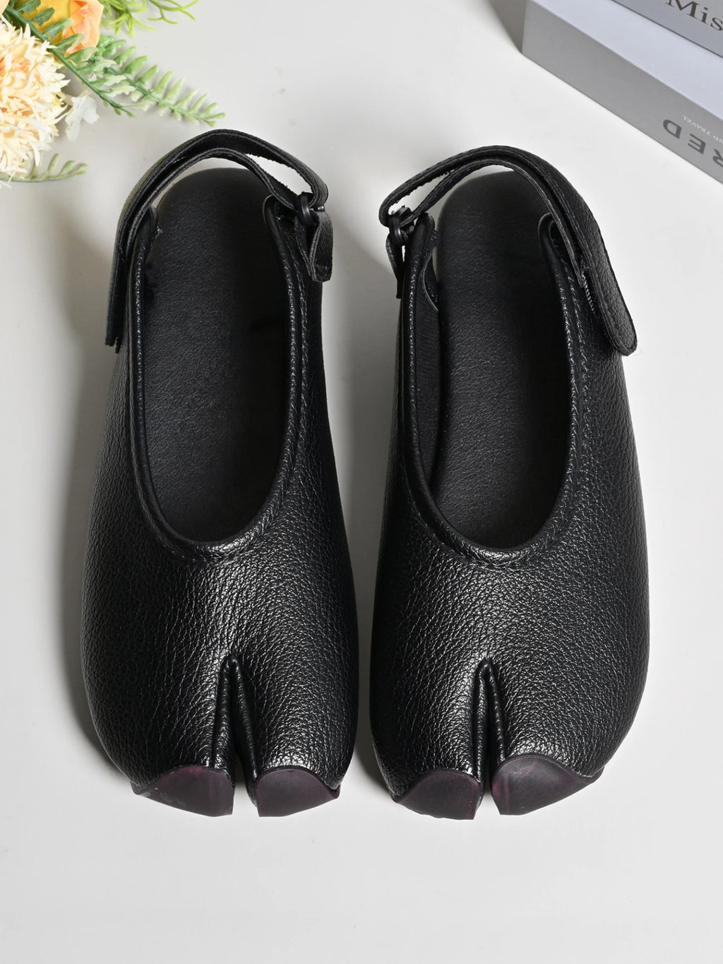 New Summer Soft Leather Split Toe Women Sandals Casual Comfortable Soft-soled Pig's Hoof Shoes Slingbacks Tabi Ballet Shoe
