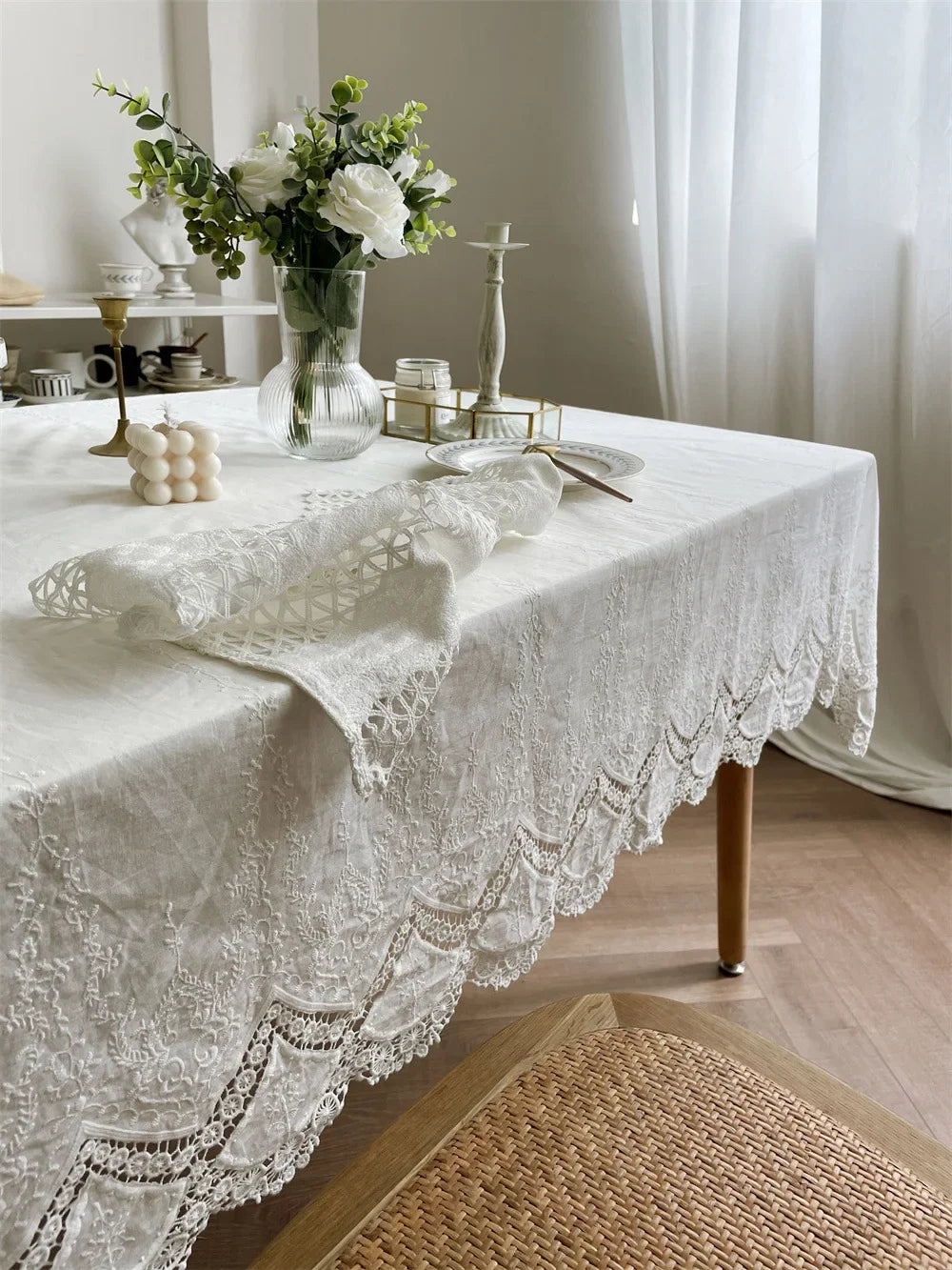 WHITE EMBROIDERED TABLECLOTH - 100% Cotton, Lace Detail - Elegant Tables