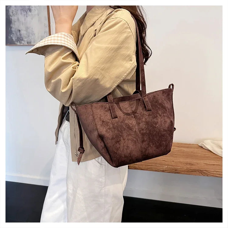 Light Luxury Solid PU Hasp Shoulder Bag for Women Commuting Frosted Leather Handbag 2026 Hot Sale Large Capacity Niche Tote Bags