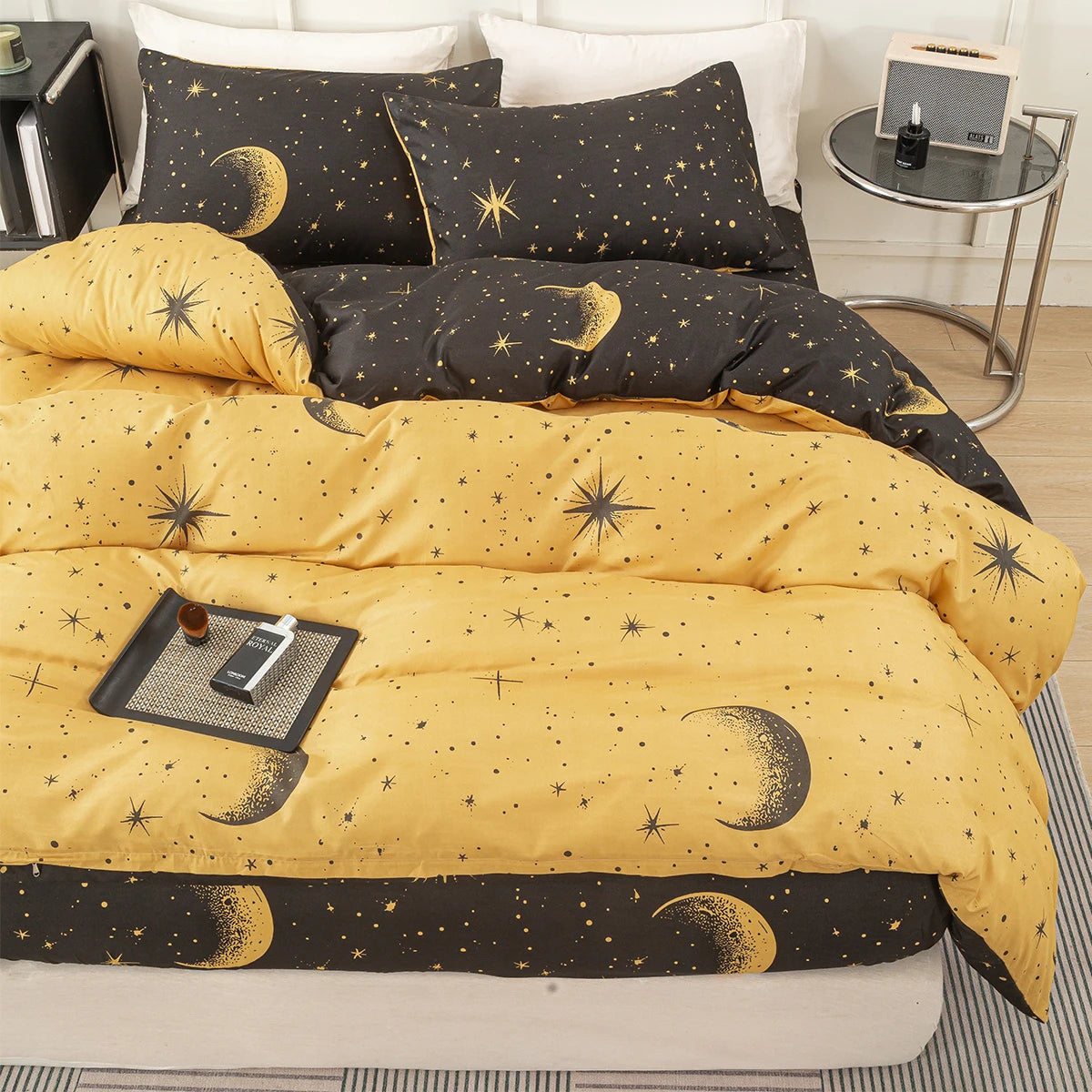 COSMIC DREAMS - Moon & Star Duvet Cover Set - Reversible, Soft & All-Season