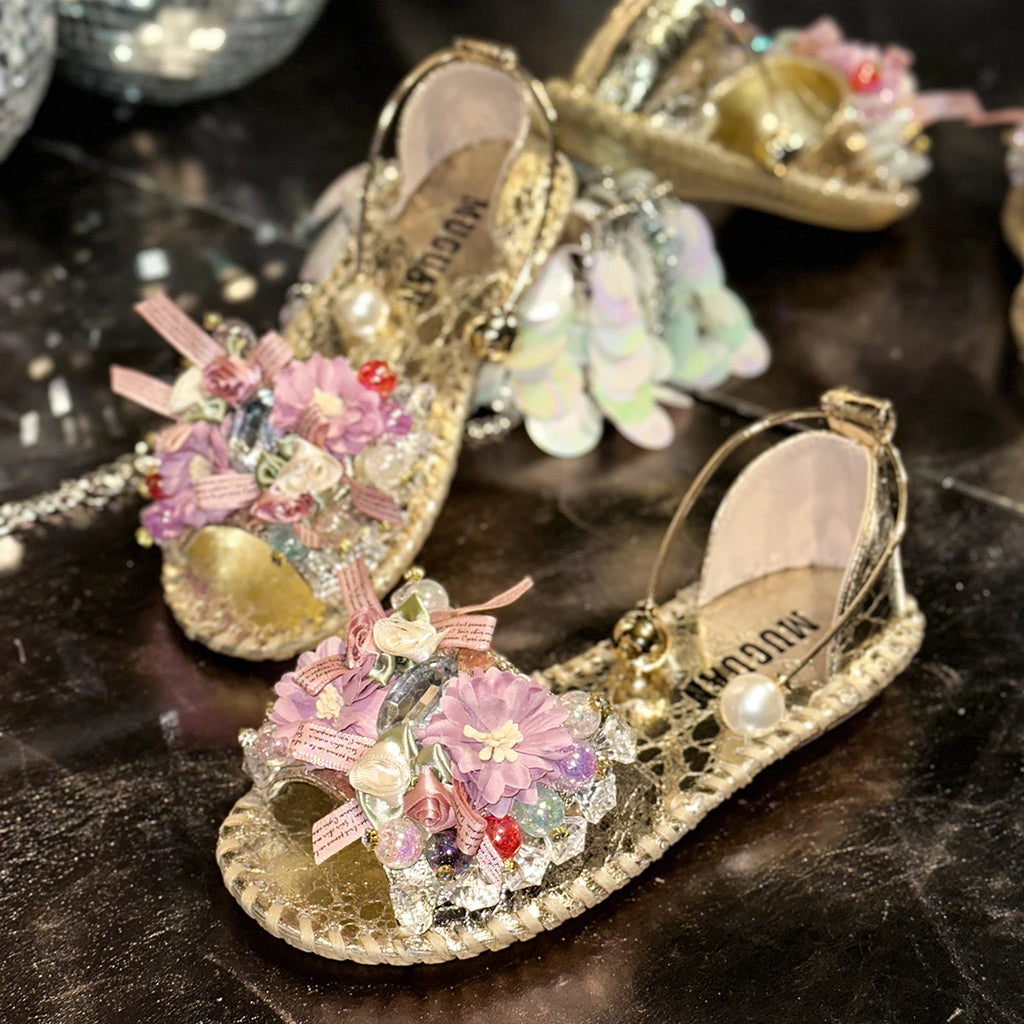 Super Western 2026 Summer New Women's Fashion Flat Heavy Handmade Bead Beach Sandals