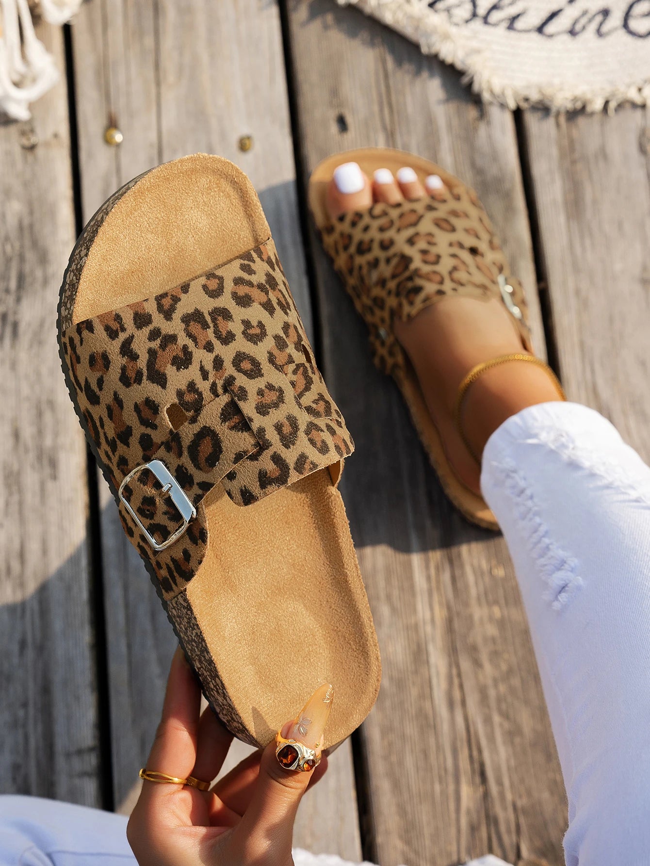 SJSP Women's Leopard Print Flat Sandals Buckle Strap