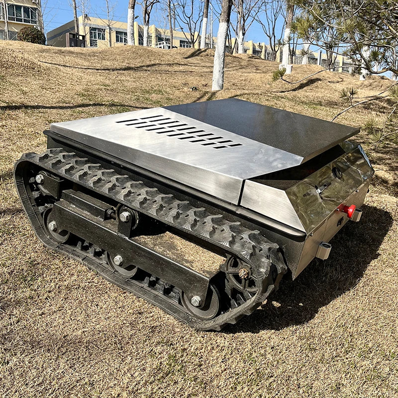 Remote Crawler Mower - 1000 mm - 22 HP slope work