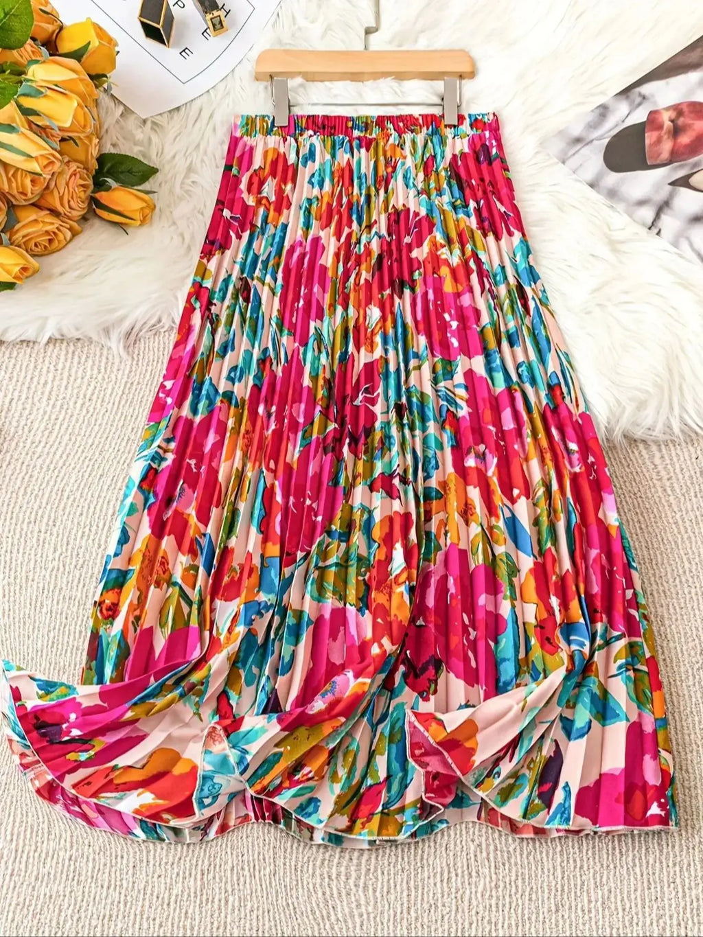 Elegant floral skirt – long, pleated, high-waisted