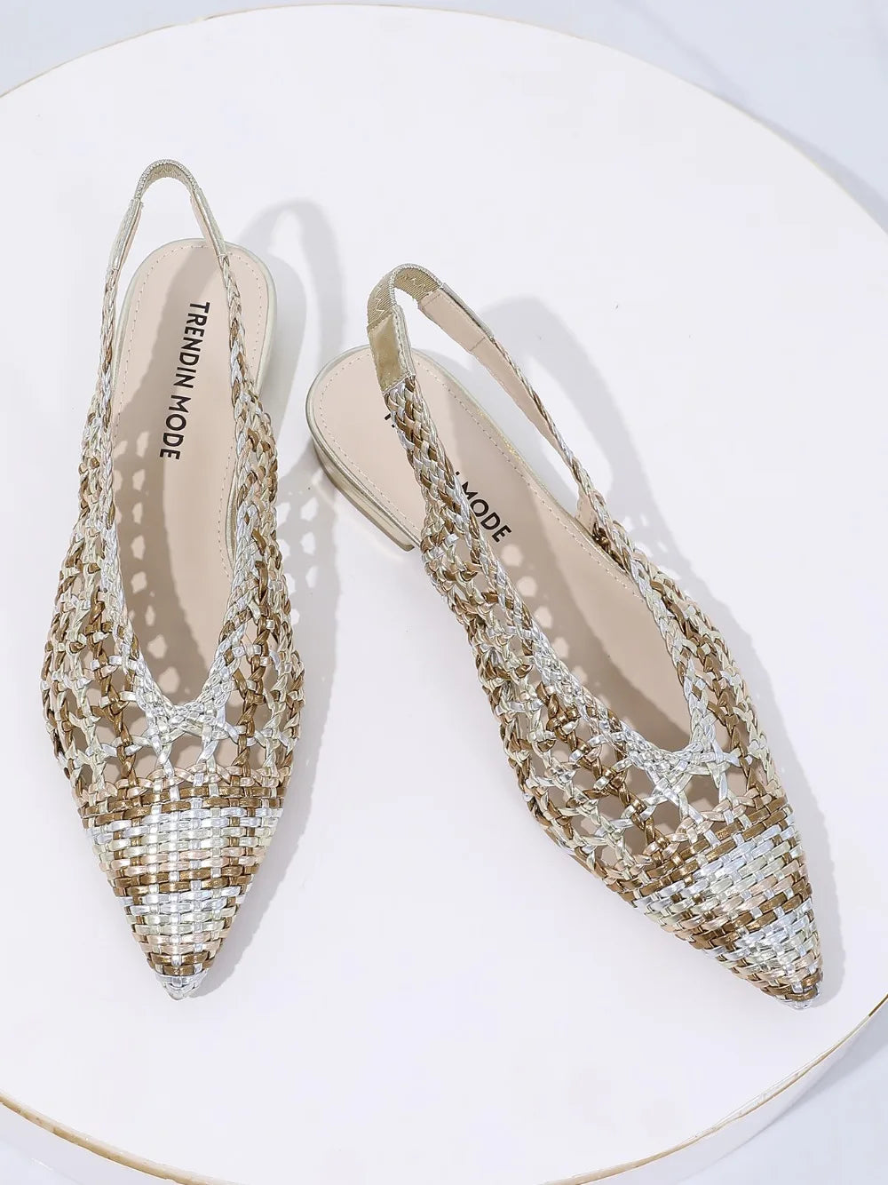 Trendy Mode Women's Braided Pointed Toe Slingback Fashion Flat Bottom Elastic Backstrap Sandals (runs one size small)