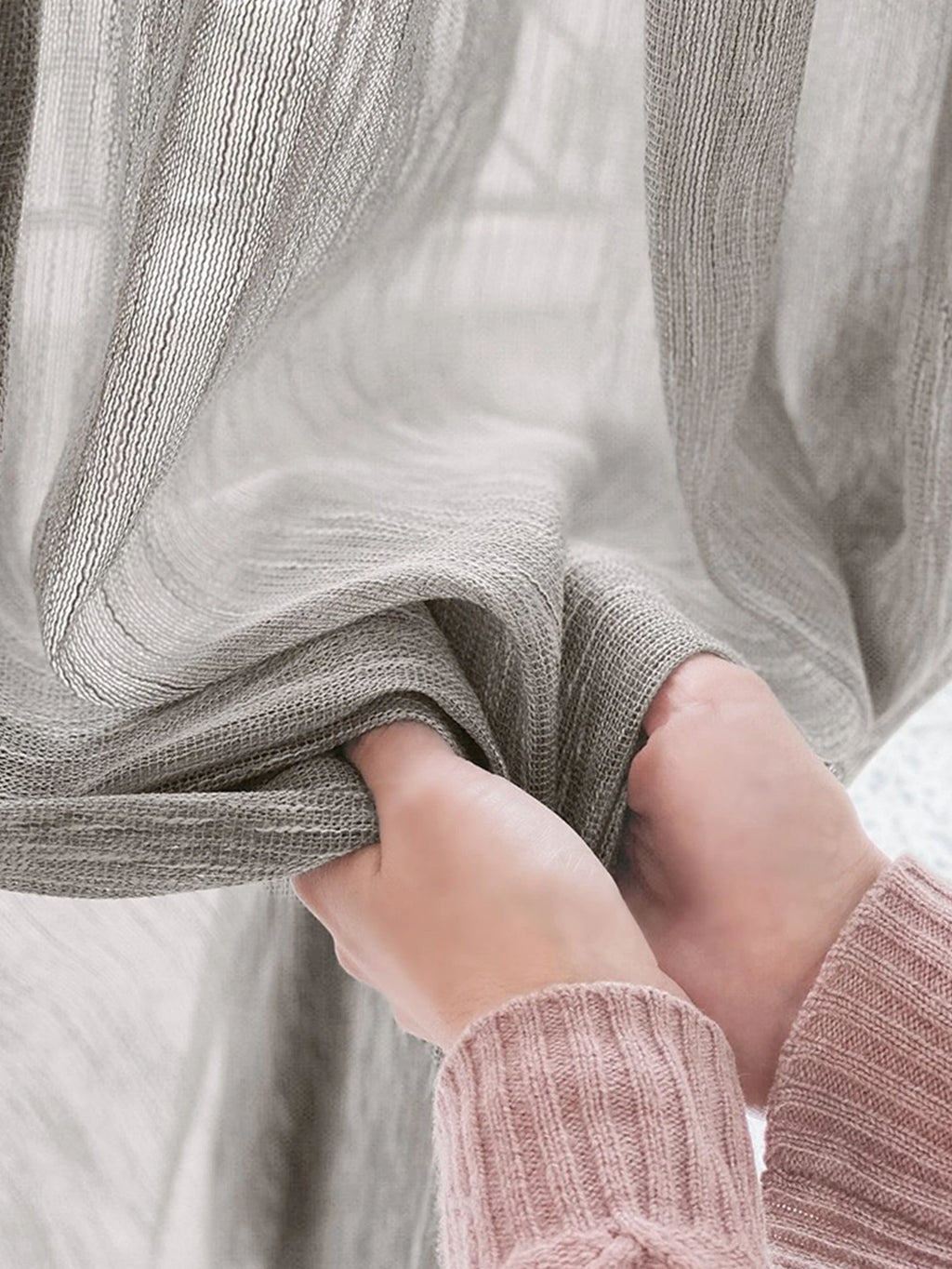 SOLID GREY CURTAIN - Light-Filtering Polyester, 8 Sizes - Modern Rooms