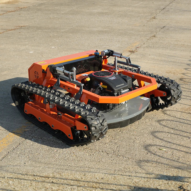 ZERO-TURN LAWN MOWER - Remote Control, Self-Propelled - Professional Grounds
