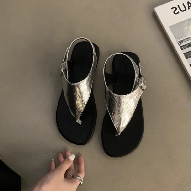 Concise Clip Toe Buckle Strap Sandals Woman Summer Elegant Pu Leather Flat Gladiator Shoes Ladies Casual Brand Design Flip Flops