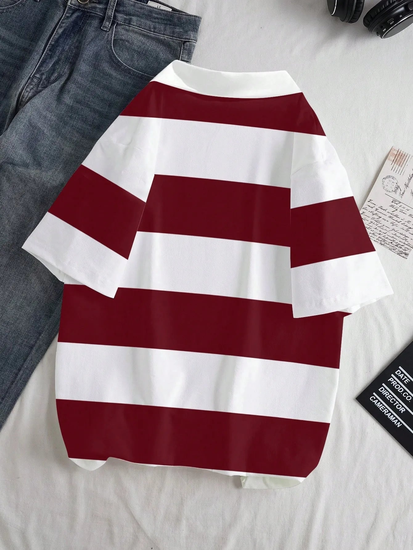 The new men's short-sleeved POLO shirt for summer 2025 is casual, fashionable, and soft, with 3D striped pattern printing