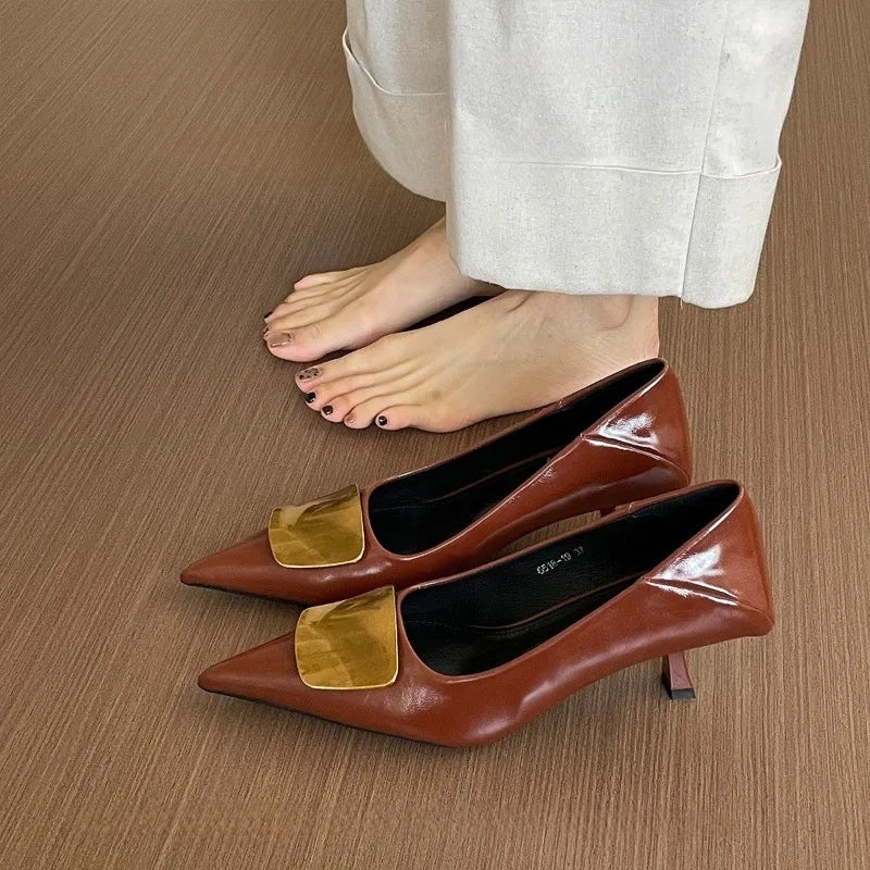 Metal Decoration Pumps – Pointed Toe Slip-On Elegant