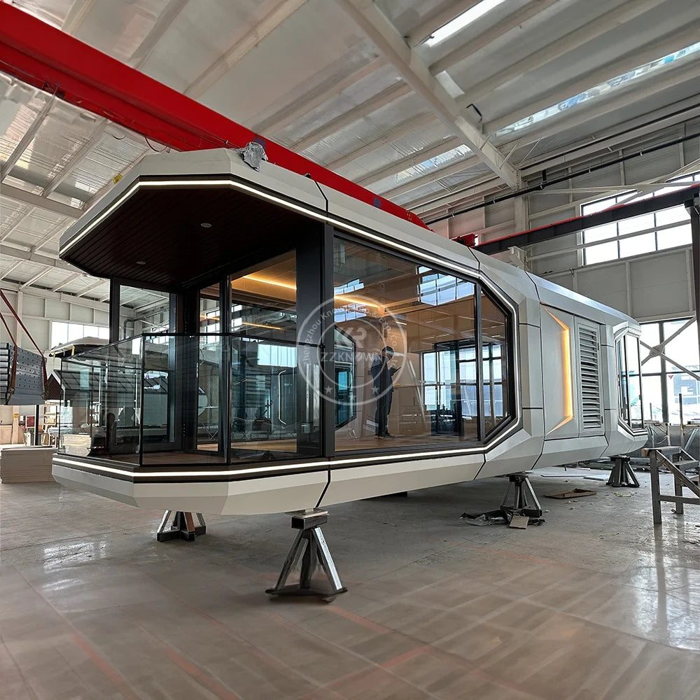 Modern Portable Capsule House - Luxury Mobile Hotel Resort Ready