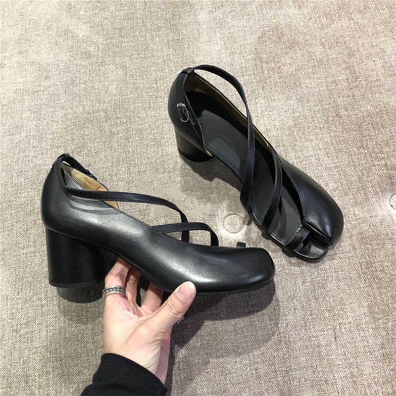Summer Exposed Toe Ankle Strap Tabi Sandals Women Split Toe High Heels Women Round Heel Tabi Shoes Women Party Zapatos Mujer