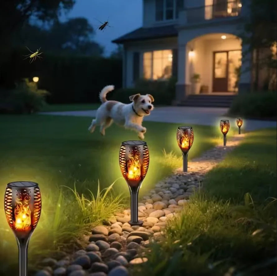 SOLAR FLAME TORCH LIGHTS - 8–16 Pieces, Flickering Glow - Garden Path Ambience