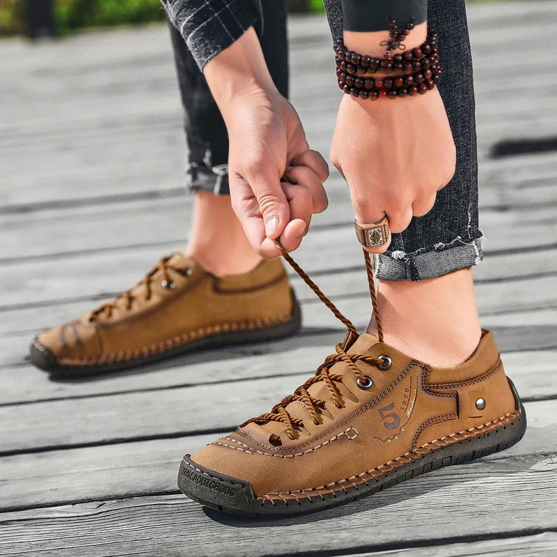 Men's Casual Moccasin Flats - Soft Ankle Non-Slip Outdoor Shoes EU 39-46