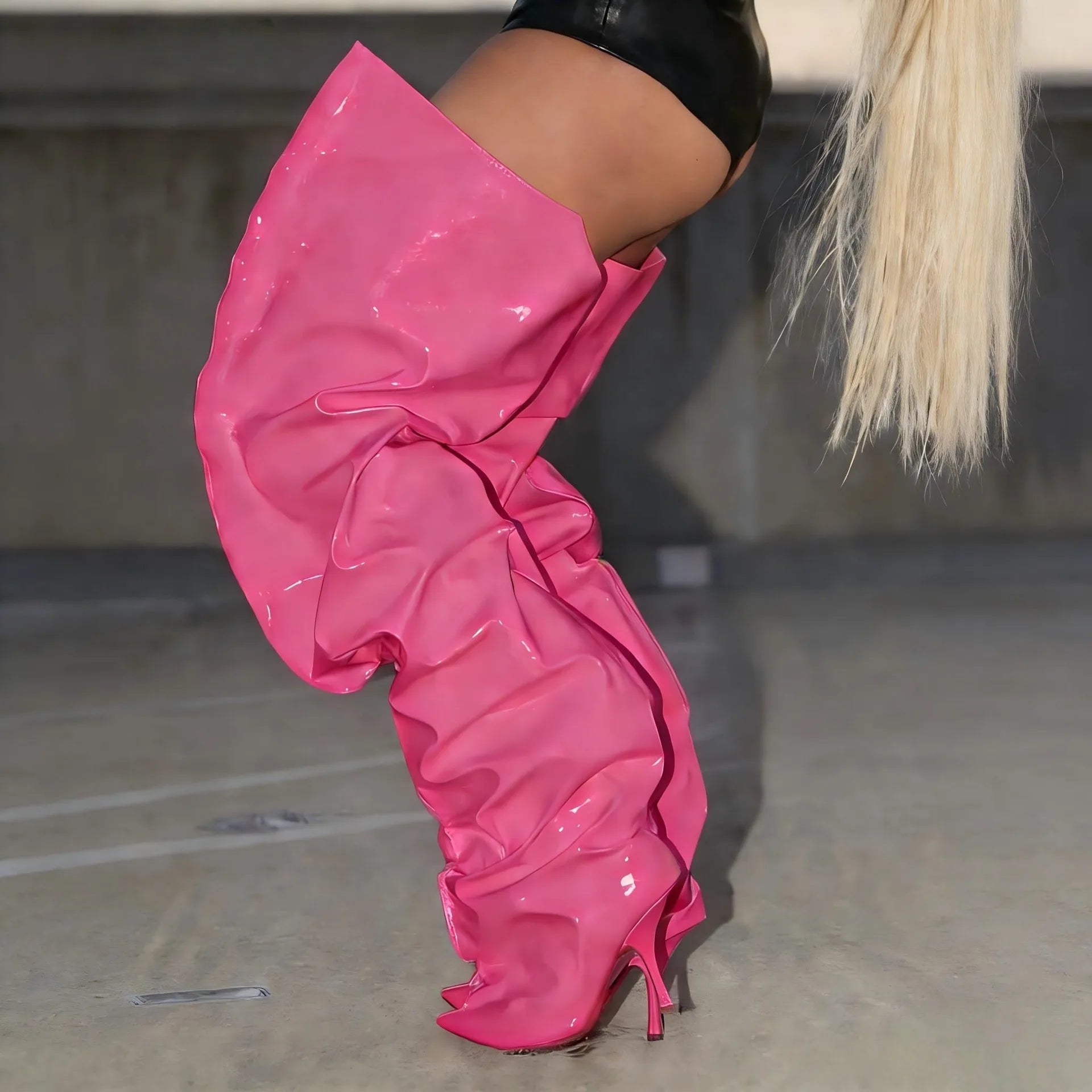 Over-Knee Pointed Stiletto Boots – Nightclub Stage