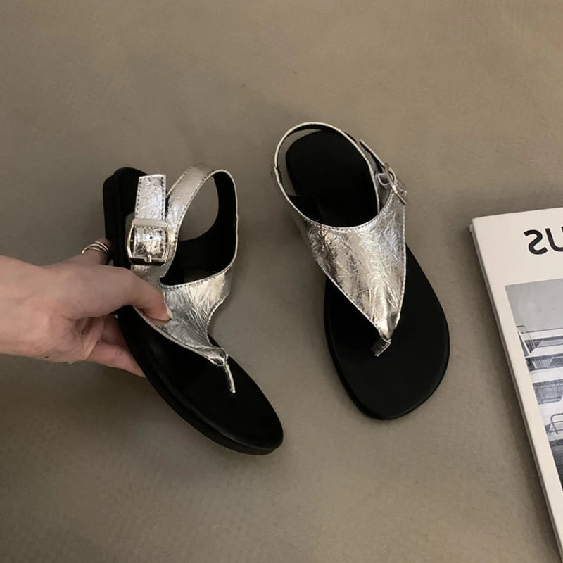 Concise Clip Toe Buckle Strap Sandals Woman Summer Elegant Pu Leather Flat Gladiator Shoes Ladies Casual Brand Design Flip Flops