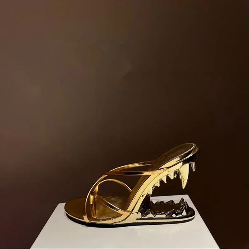 2026 Summer New Metal Tiger Teeth Single Shoes, High Heels, Fashion Show, Women's Wear, Size 44 Women's Sandals