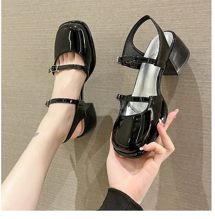 Summer new Mary Jane shoes Non-slip Outdoor beach flat Ladies Casual Hollow sandals Fashion versatile comfort Shoes Zapatos
