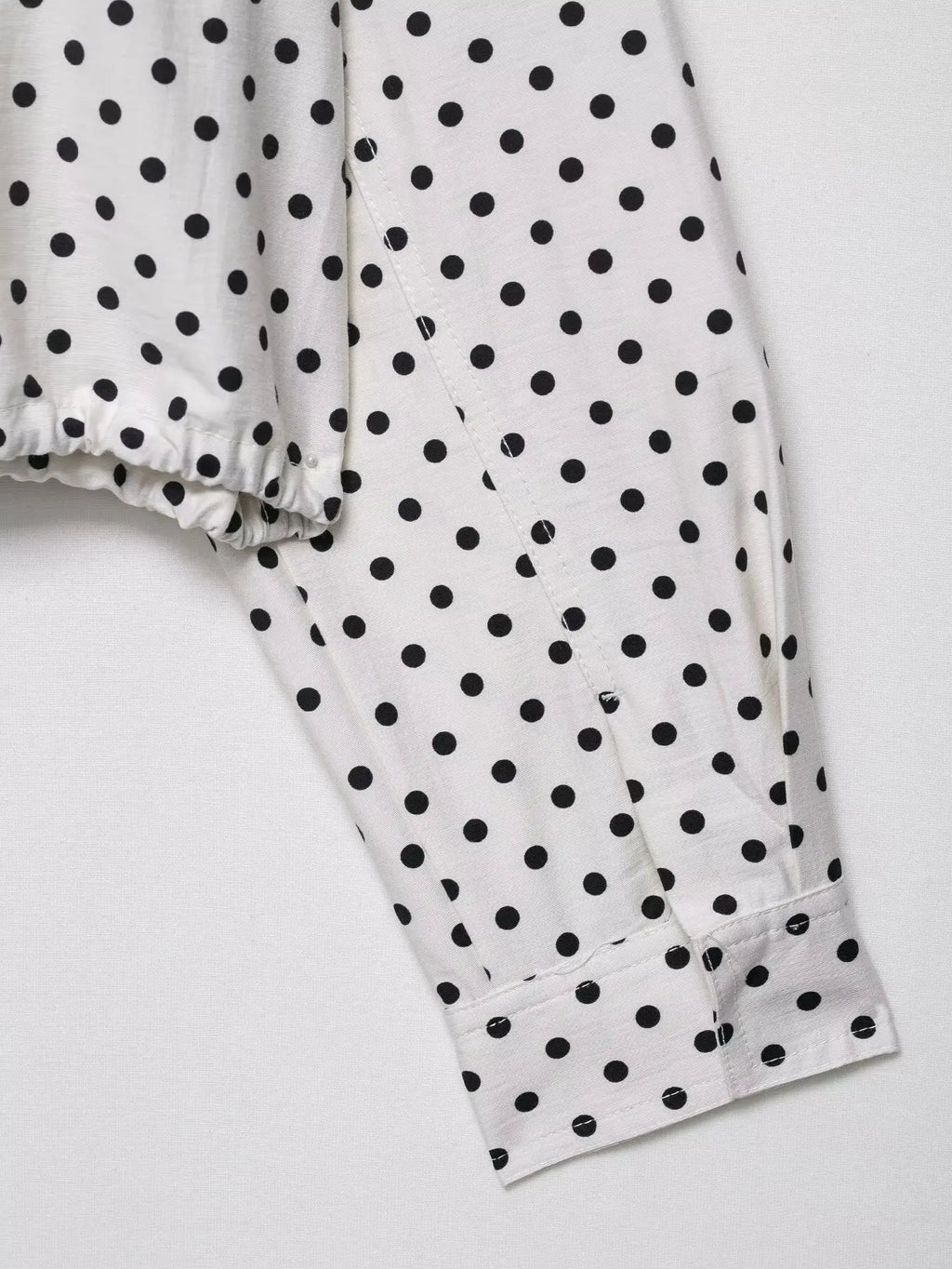 HH Woman Autumn Long Sleeves Turtleneck Zipper With Pockets Drawstring Casual Coats Women Fashion Polka Dot Printed Jacket