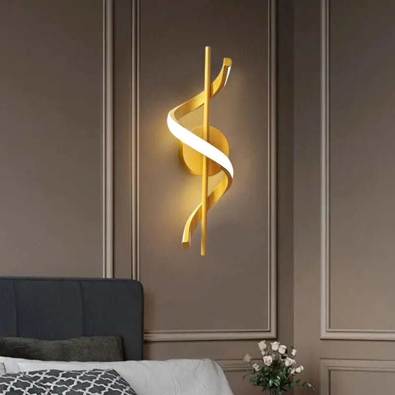 Minimalist Spiral Acrylic Wall Lamp – Black/Gold, 12W
