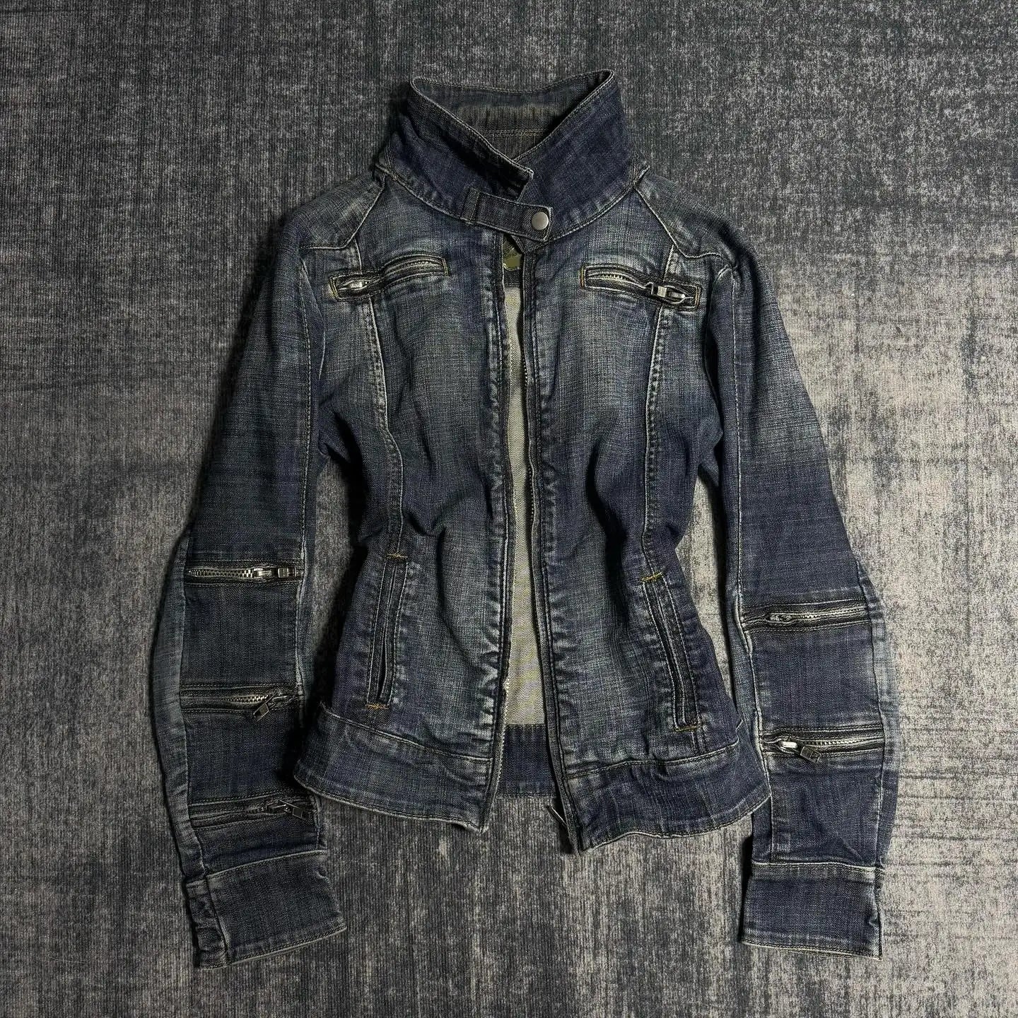 Y2K Multi-Zipper Denim Jacket – Gothic Punk Shoulder Pad